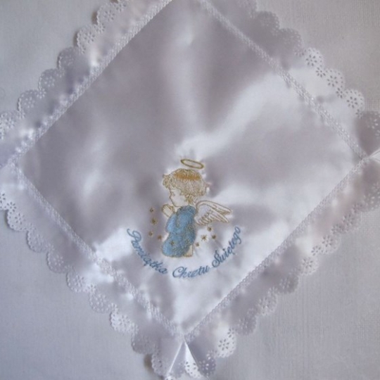 Szatka / Krzyżmo do Chrztu - haftowany niebieski aniołek (kwadratowa)